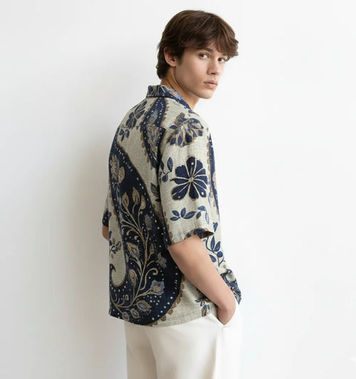 Classic Cut & Sew Button Shirt Point 42.4